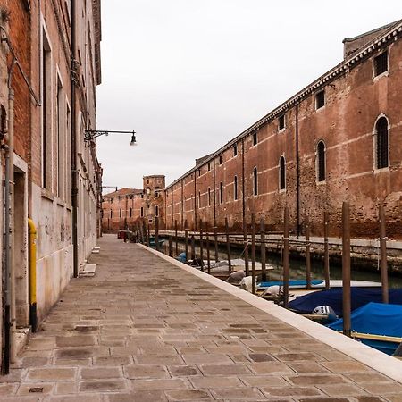 Corderie De La Tana Biennale Exhibition @Arsenale Apartment Венеция Екстериор снимка